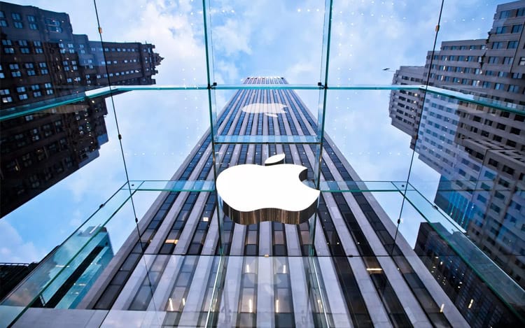 Акциите на Apple се повишиха надминавайки първата криптовалута